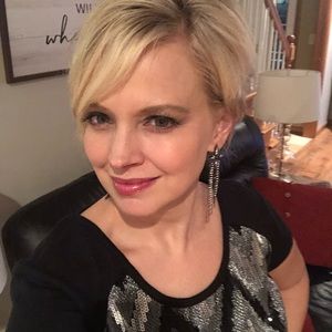 Meet your Posher, Angela